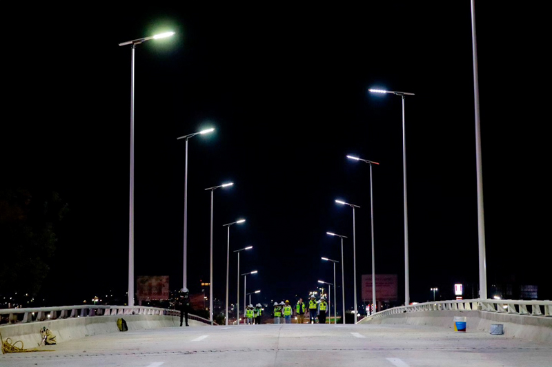 Vista lateral del avance